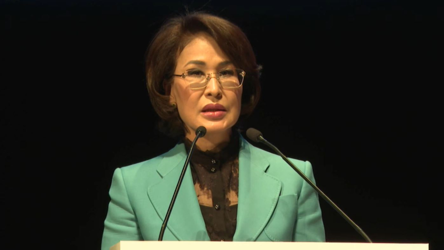 Елордада үздік дәрігерлерге марапат табысталды