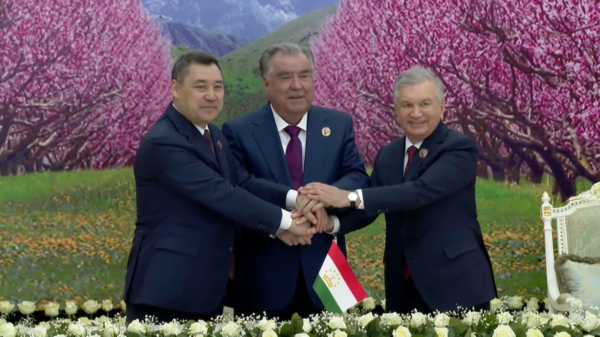 Қырғызстан, Тәжікстан және Өзбекстан өзара шекараны шегендеді