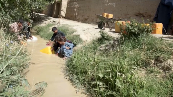 Иран Сирия мен Иракты не үшін атқылағанын түсіндірді