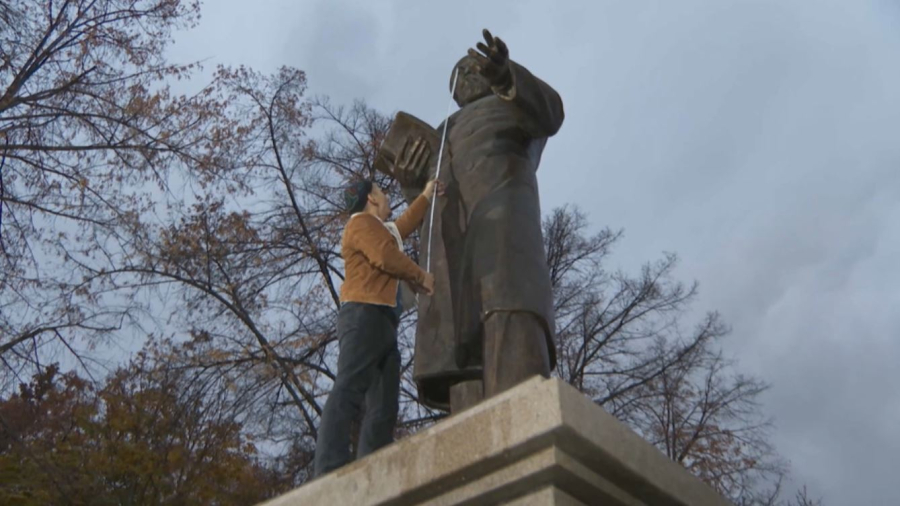 Елімізде 49 ескерткіш заң талаптарын сақтамастан орнатылған