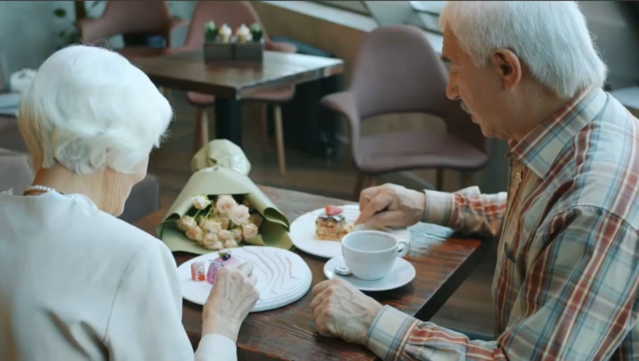 2100 жылға таяу жасы жүзден асқан адам саны 18 миллионға жетеді – Болжам