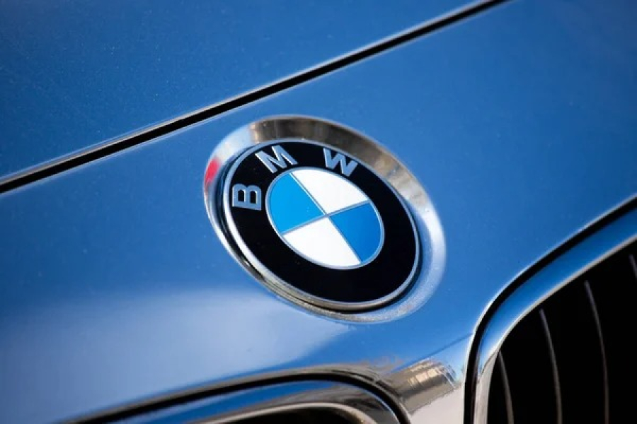 BMW 29 мыңнан астам көлігін кері қайтарып жатыр