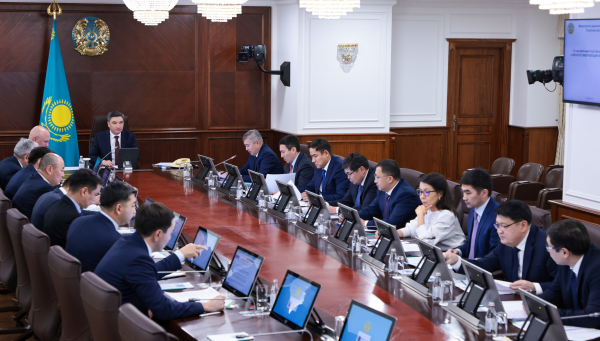 О. Бектенов Экономиканы демонополизациялау жөніндегі комиссия отырысын өткізді