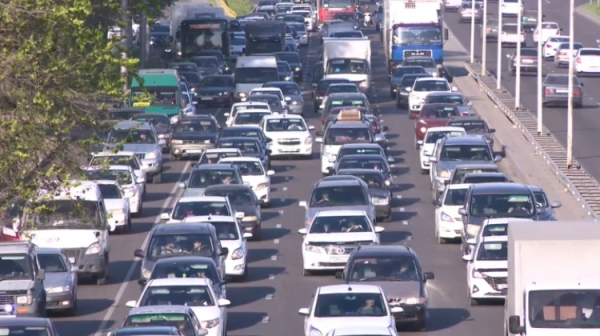 Казахстанцы смогут сдавать на права неограниченное количество раз