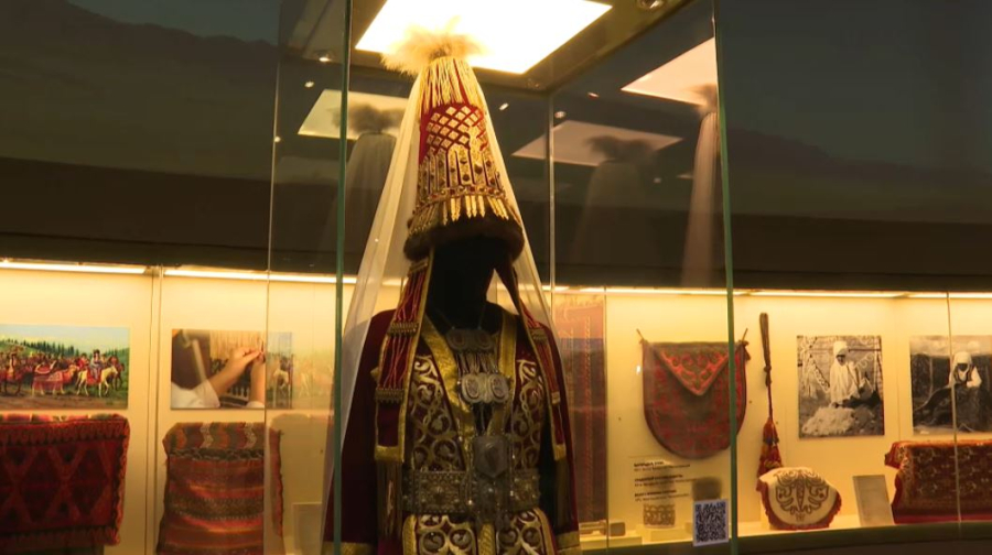 Уникальный саукеле хранится в Национальном музее в столице