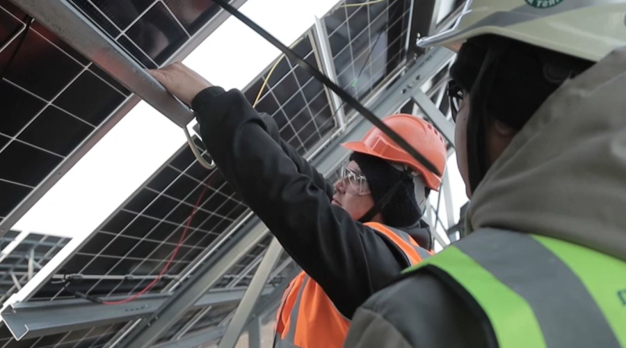 Солнечная электростанция заработала в Костанайской области