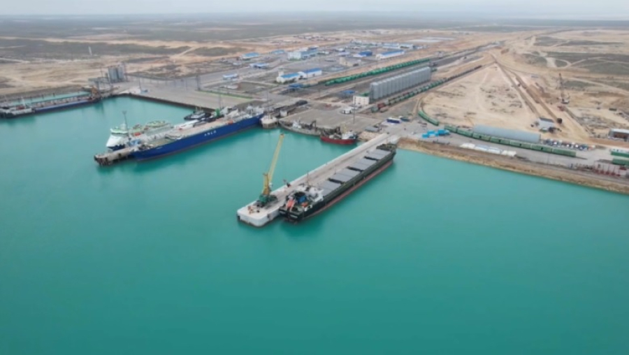 В Мангистау спустили на воду новый сухогруз