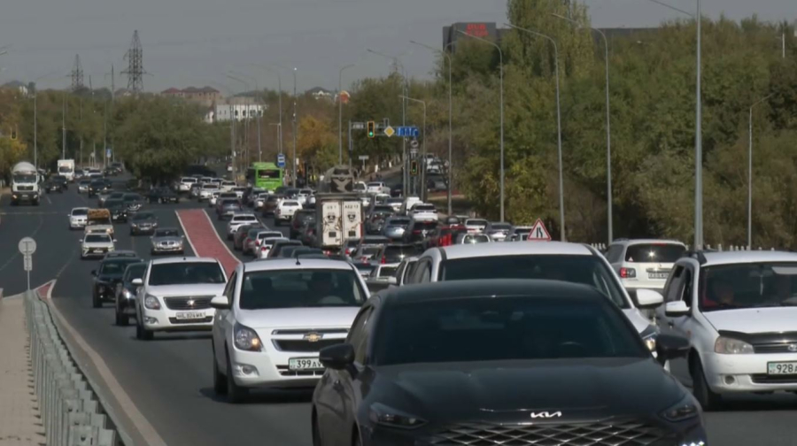 Шымкент борется с пробками с помощью технологий