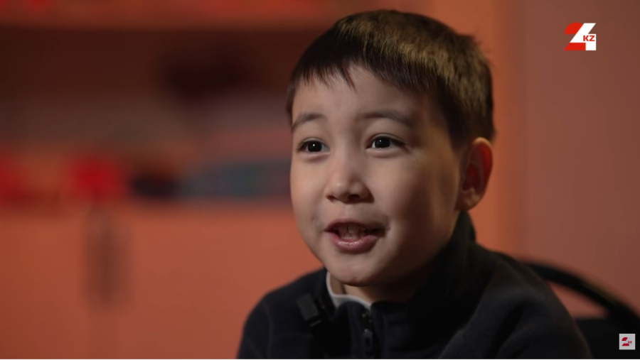 От заикания к уверенной речи: как специалисты поменяли жизнь Амирлана Еркина