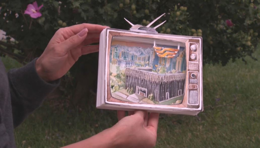 Алматылық суретші «Хабардың» мерейтойына ашықхат арнады