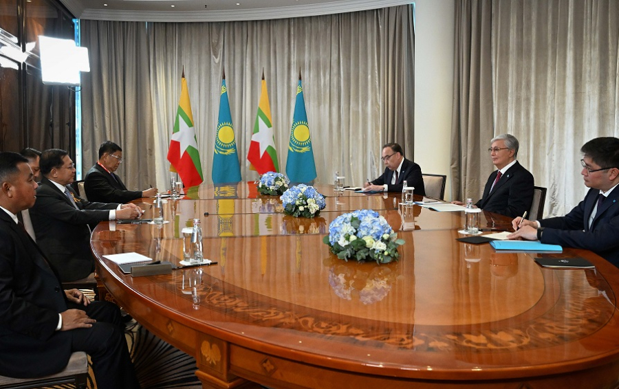 Касым-Жомарт Токаев побеседовал с Премьер-министром Мьянмы