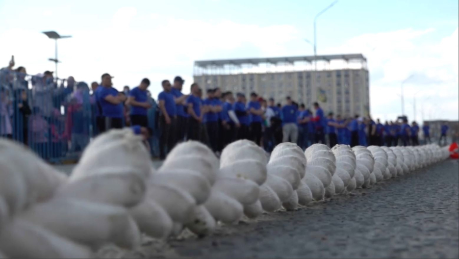 Оралдықтар арқан тартудан рекорд орнатты