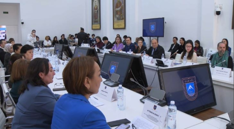 Шетелдік студенттерге тіл үйренуге ЖИ көмектеседі