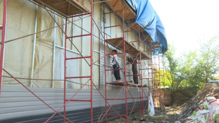 В Маркаколе активно идет строительство жилья