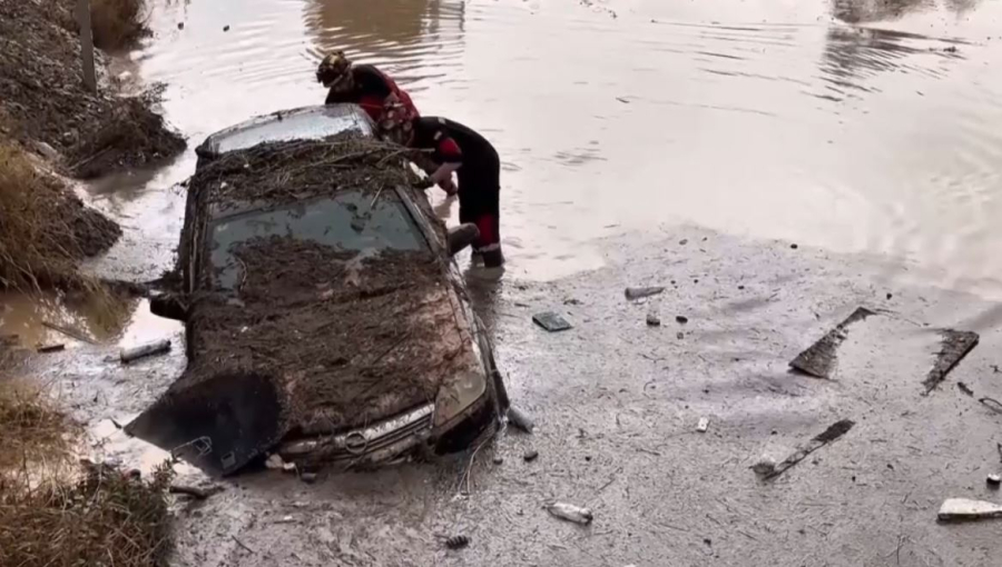 Испаниядағы тасқыннан екі адам жоғалып кетті