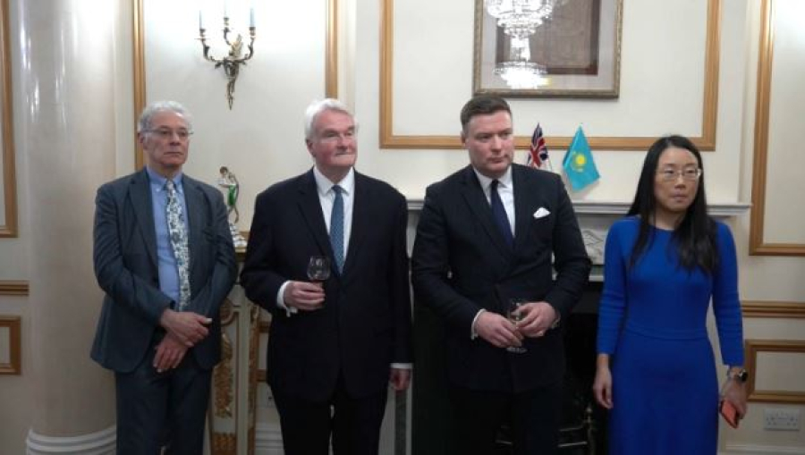 Суд МФЦА внедрил ИИ и изменил мировую судебную практику