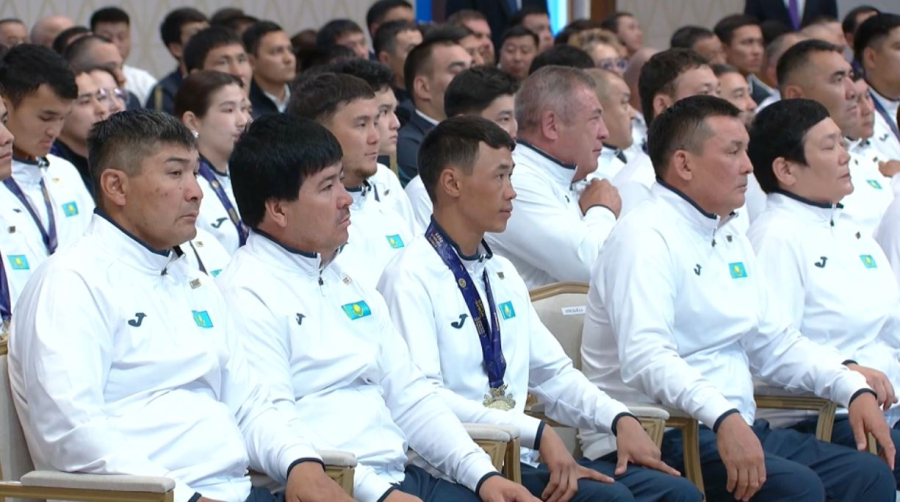 Президент Көшпенділер ойындарының жеңімпаздарын марапаттады