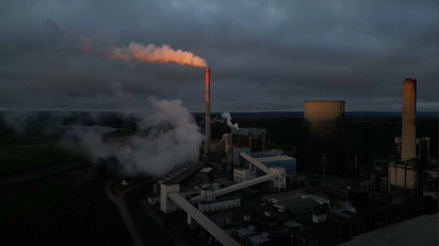 Сарапшылар: Көмір өндірісі тоқтаса, жұмыссыздар көбейеді