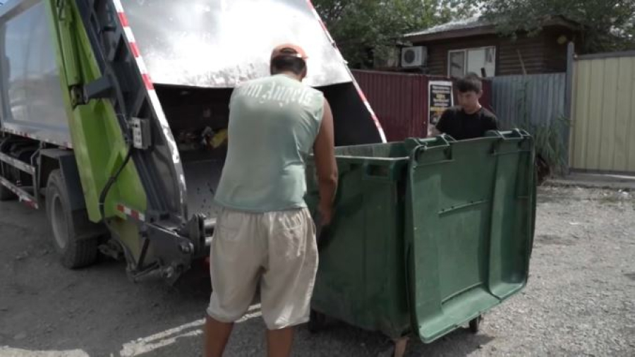 «Таза Қазақстан»: побережье Алаколя очистили