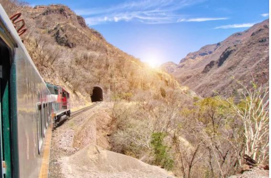 Между Китаем и Казахстаном запускается туристский маршрут