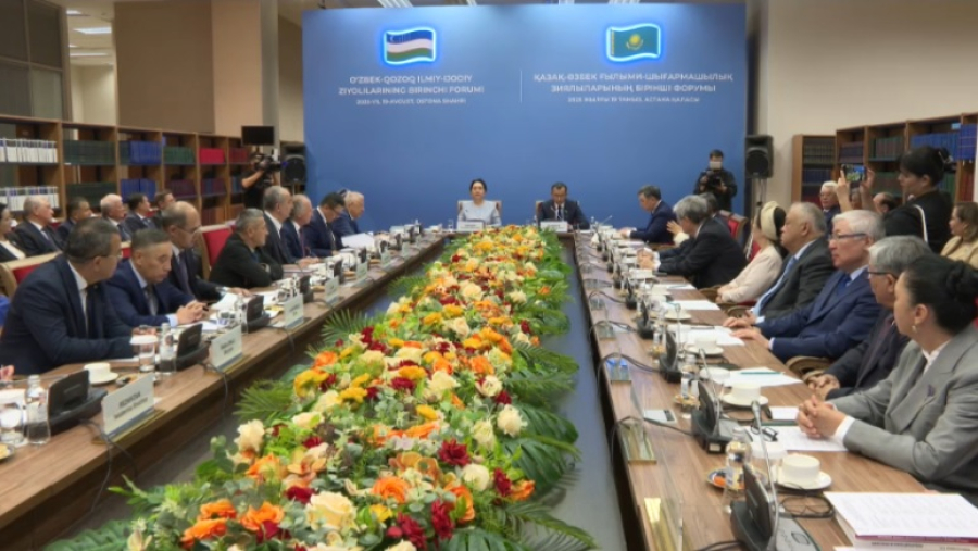 Казахско-узбекский форум научно-творческой интеллигенции прошел в Астане