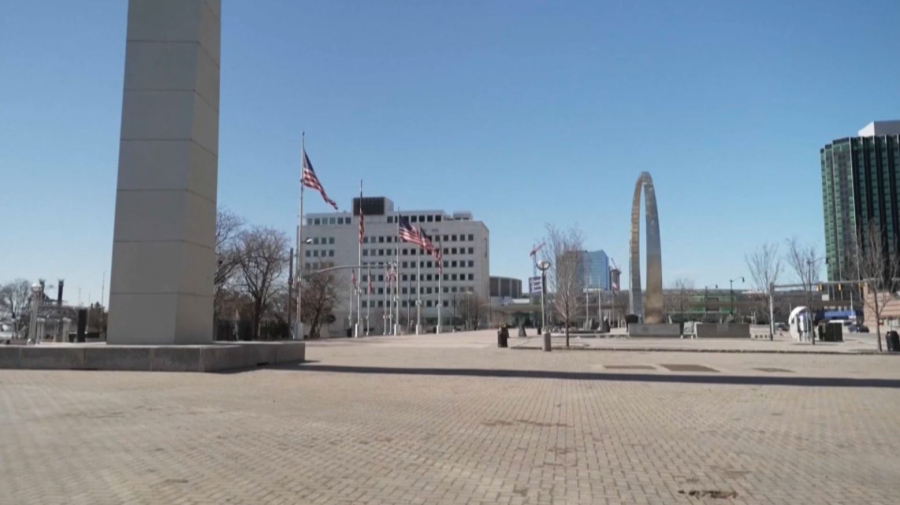 Трамп подписал закон о расходах и налогах