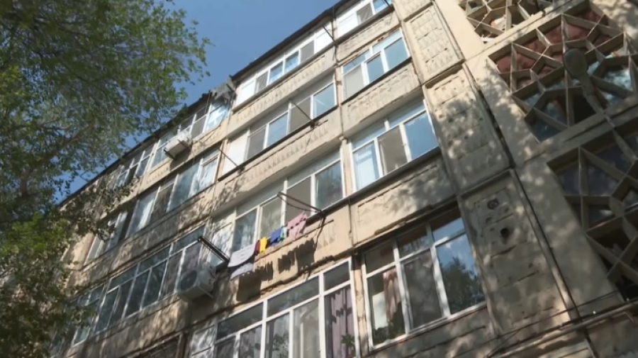 Очереди на капремонт ожидают 73 многоквартирных дома в Таразе