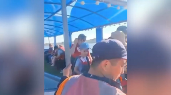 25 человек эвакуировали с неисправного парома в Кокшетау