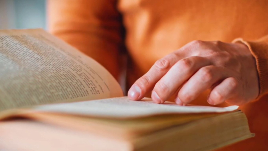 10 млн за любовь к книгам: как проходит марафон «Читающая нация»