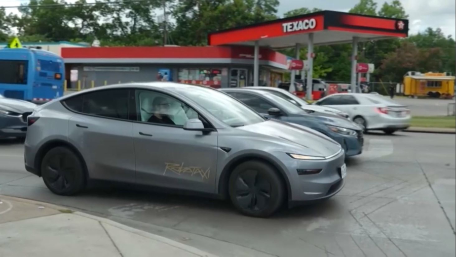Tesla 20 мың көлігін кері қайтарды