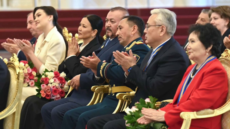 Президент қазақстандықтарды Республика күнімен құттықтады 