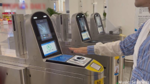 Биометрический пропуск: новую программу оплаты метро запустили в Пекине