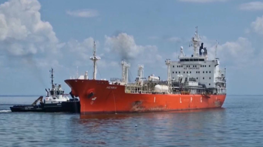 АҚШ Венесуэла мұнайын $500 млн сатты