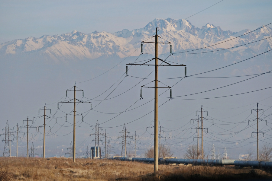 В Минэнерго назвали причину массового отключения света в регионах Казахстана