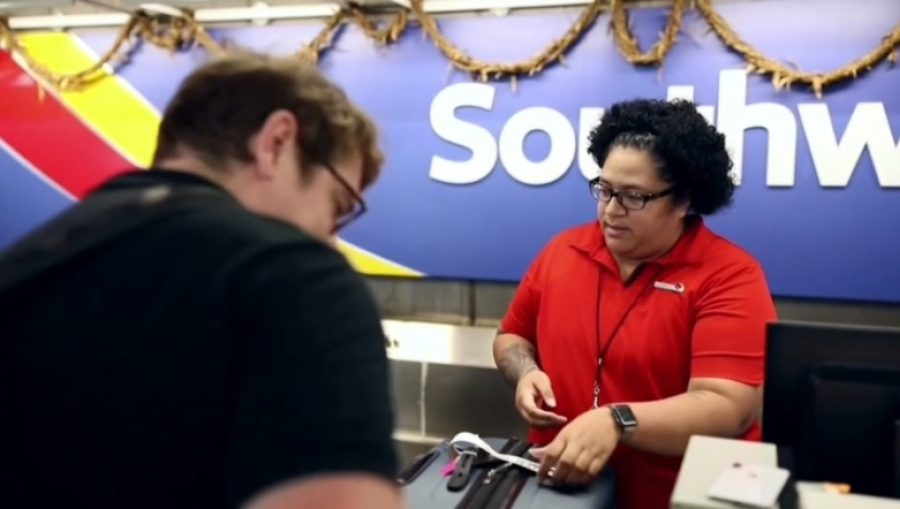 Туристический поток в США сократился на 12%