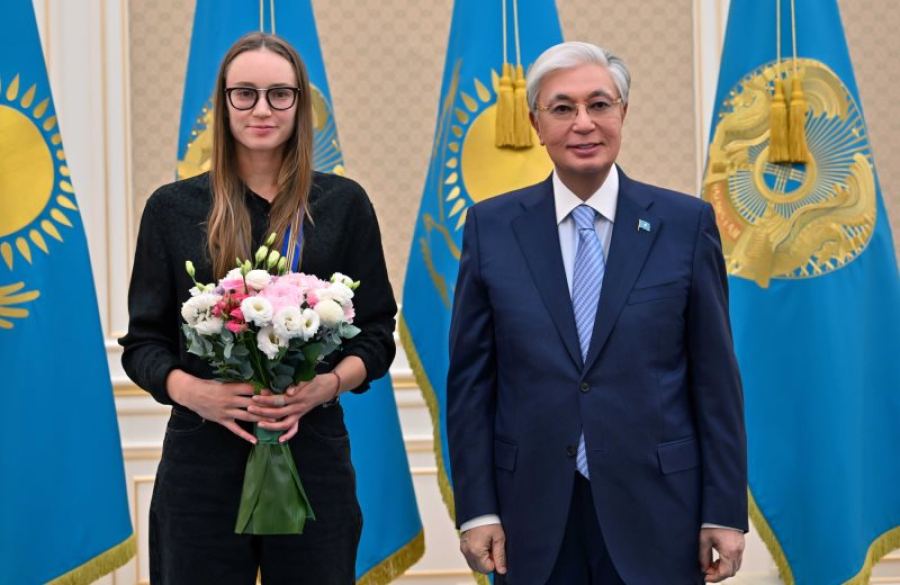 President Kassym-Jomart Tokayev Meets with Elena Rybakina