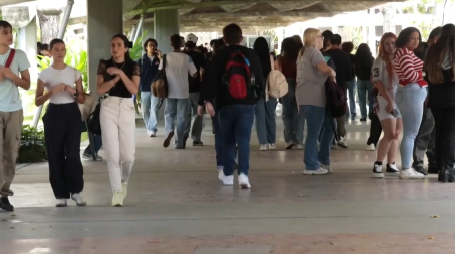 В США снизилось число иностранных студентов