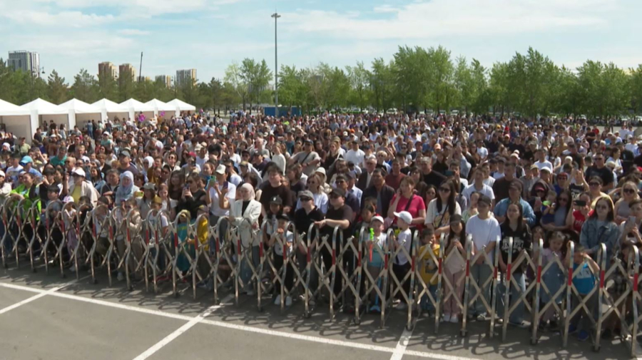 Более тысячи зрителей, прямая трансляция: как отметили День Победы в столице