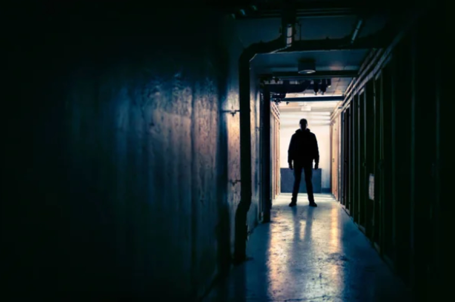 Очередной сталкер привлечен к уголовной ответственности