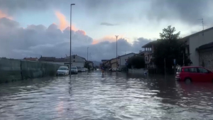 Жителей Тосканы эвакуировали из-за наводнений