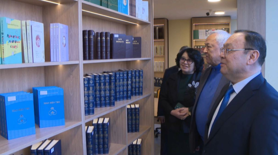 Новую библиотеку открыли в Алматы
