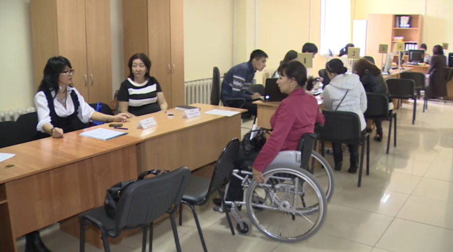 Больше 700 тысяч человек с инвалидностью проживают в Казахстане