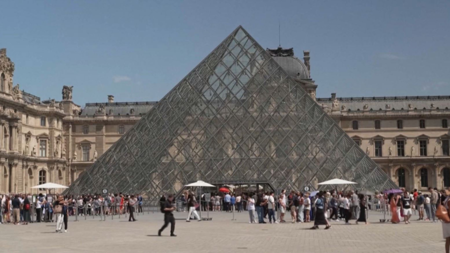 Луврға кіру бағасы қымбаттайды