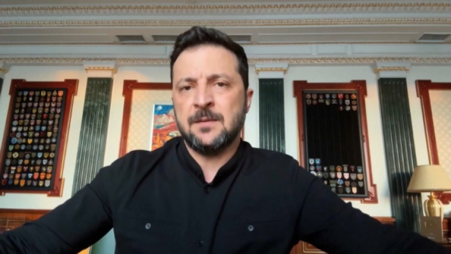 Зеленский внес в Раду новый закон из-за протестов