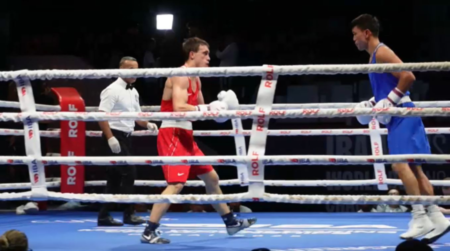 Казахстанские боксёры в финале ЧМ: борьба за золото продолжается