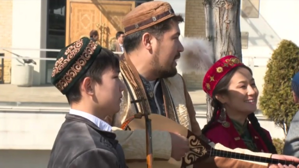 В Алматы организовали театрализованный концерт на Коктобе