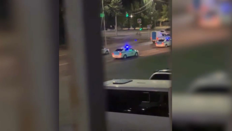 Павлодарда ұры өзін ұстауға барған полиция көлігін мініп қашқан