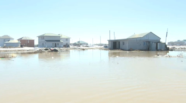 Қоянды қарғын су құрсауында қалды