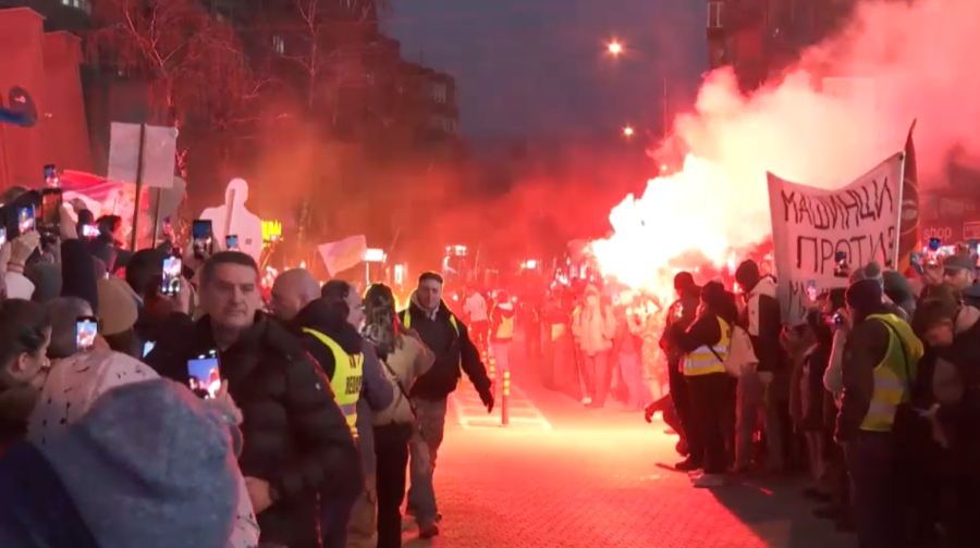 Студенты вышли на протест в Нови-Пазаре