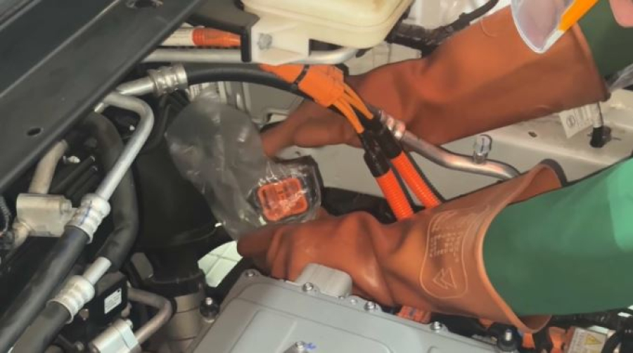 Лучшие автомеханики Казахстана отправятся на стажировку в Китай